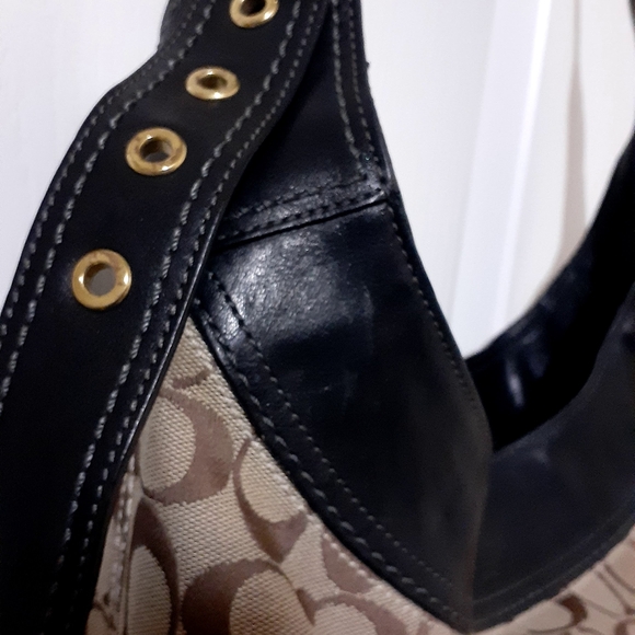 Coach Black and Tan Signature Shoulder Bag - Picture 10 of 14